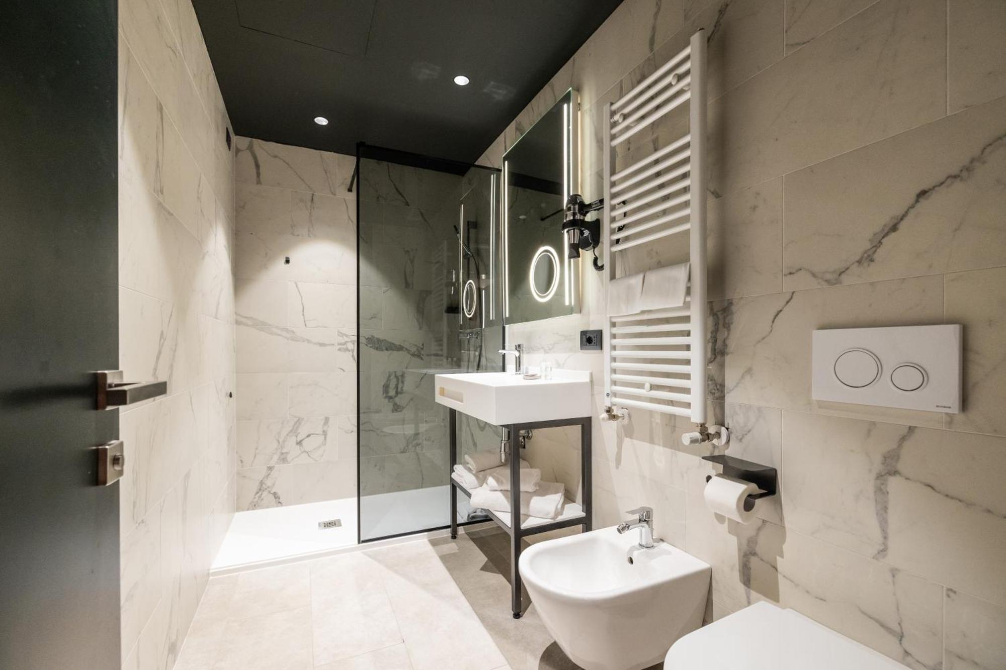 Joy 124 Hotel Milano מראה חיצוני תמונה